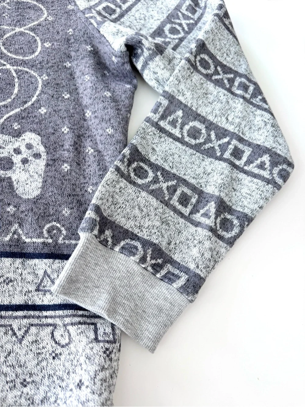 PlayStation Men's Gray Logo Crewneck Sweater Size 2XL